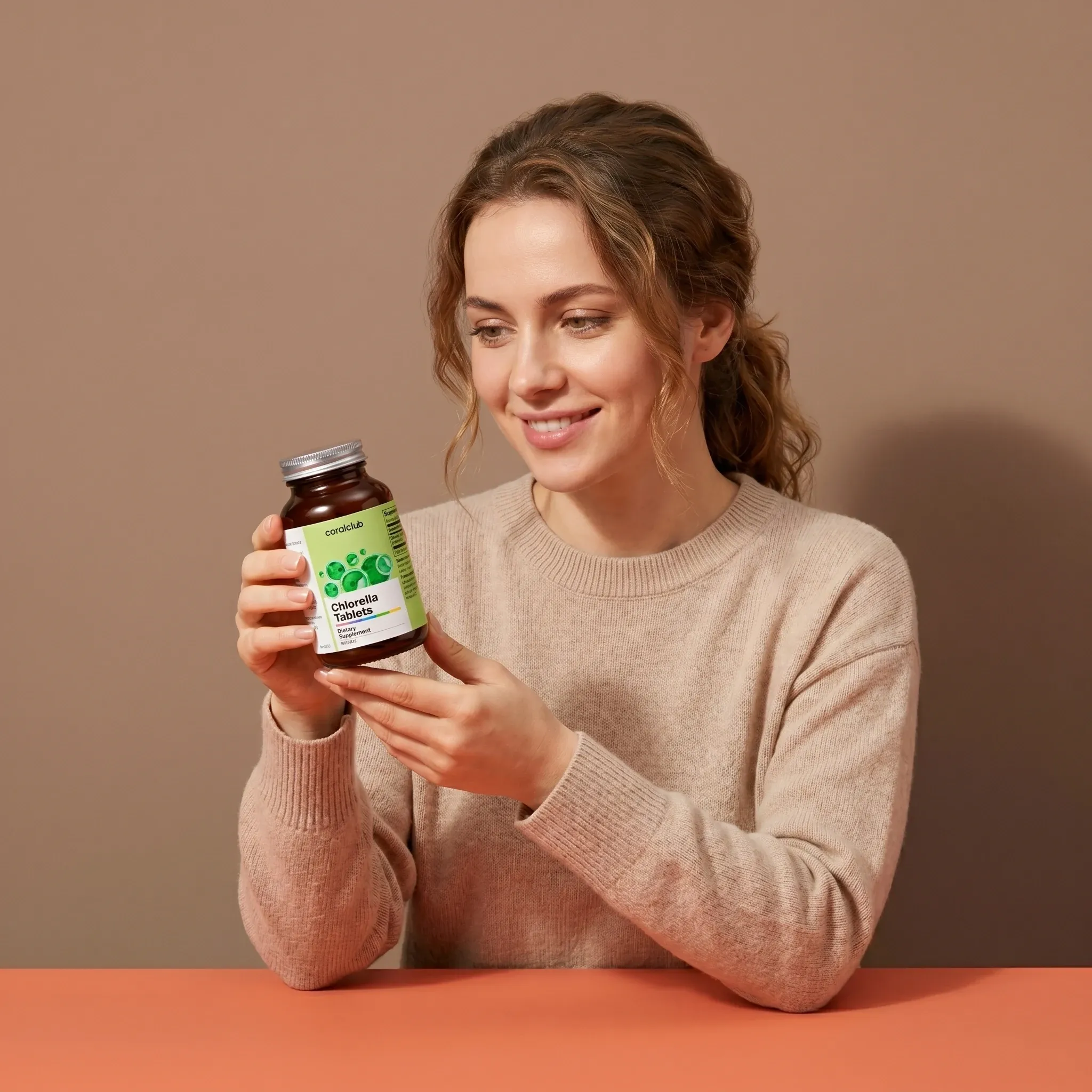 Moteris laiko Chlorella Tablets pakuotę