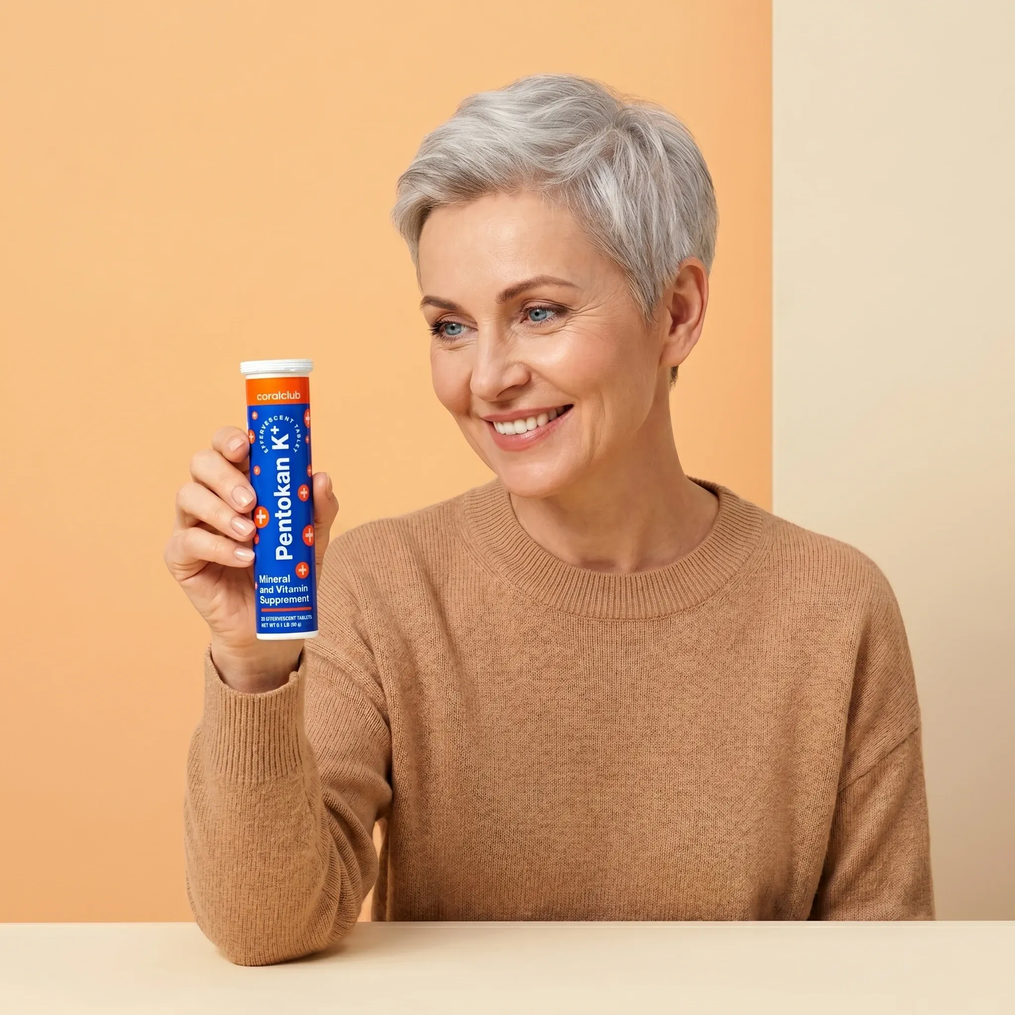 Moteris laiko Pentokan K+ pakuotę
