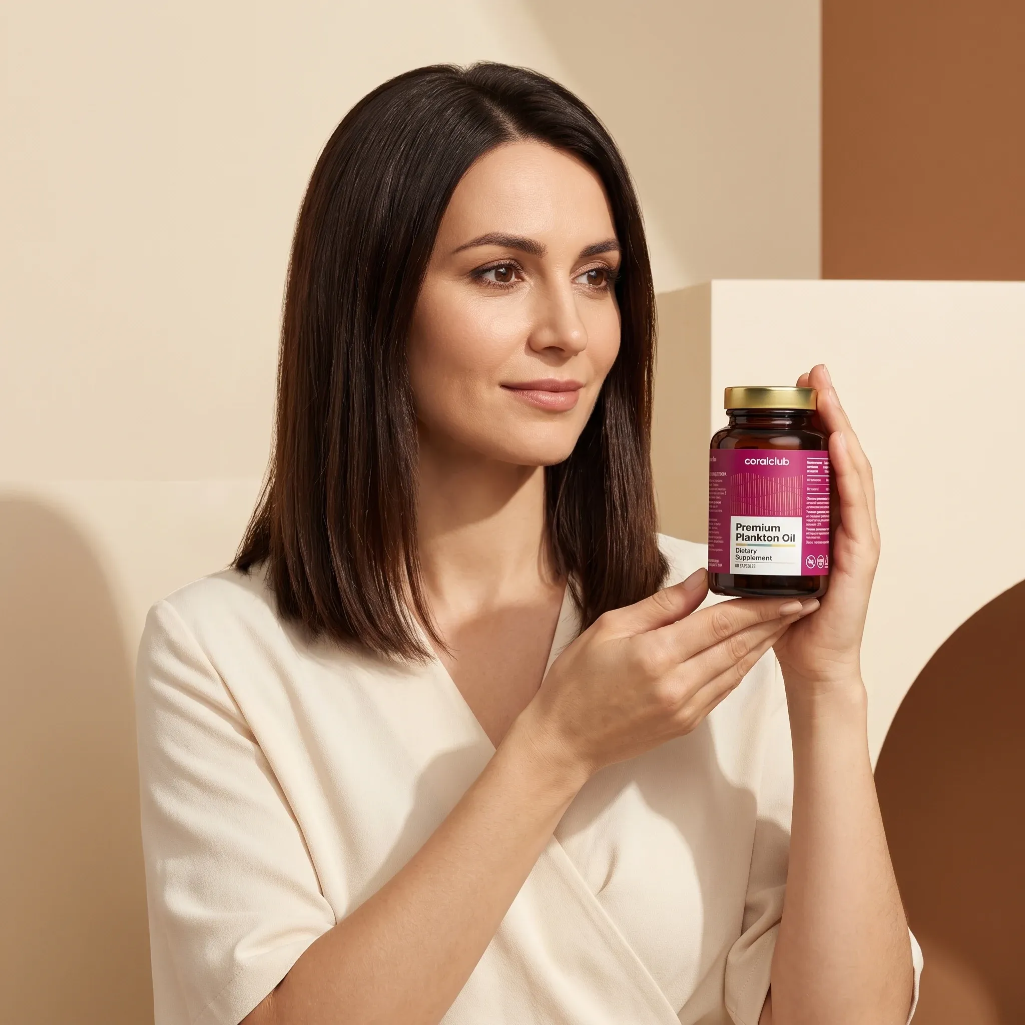 Moteris laiko Premium Plankton Oil pakuotę